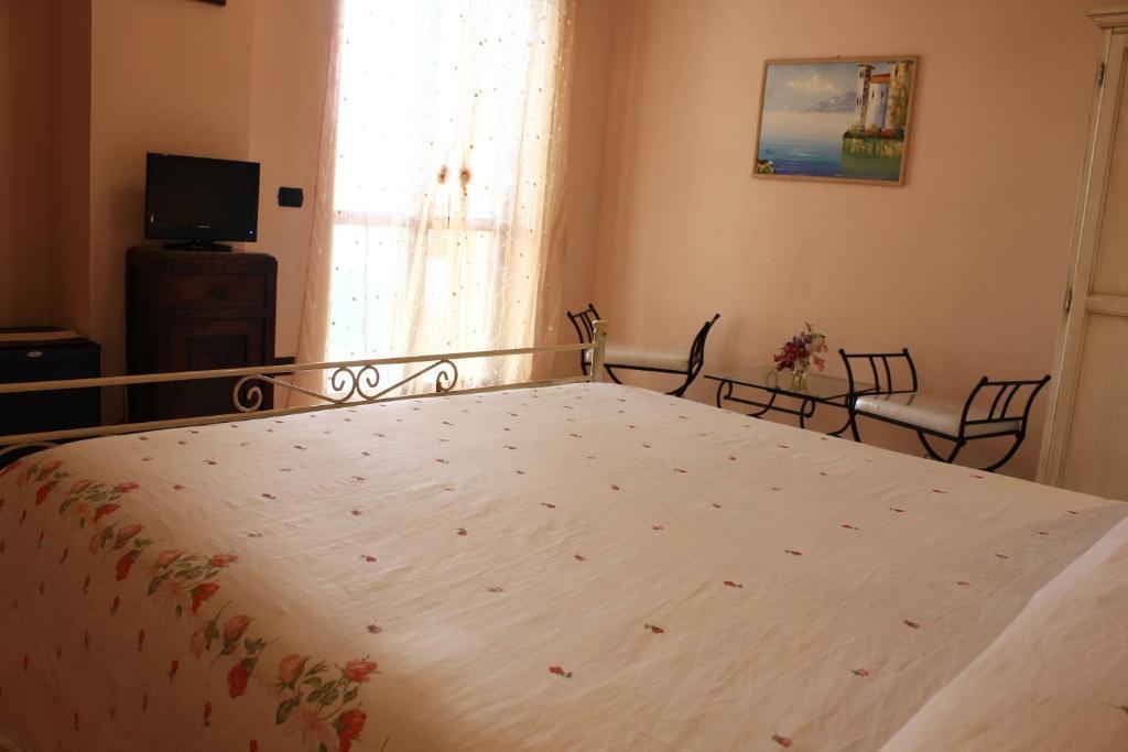 Bed And Breakfast Nefer Maratea Ruang foto