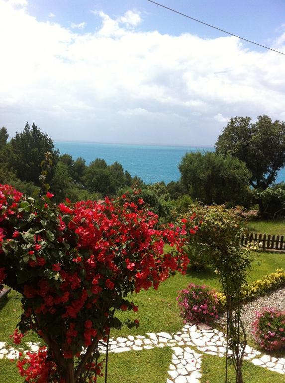 Bed And Breakfast Nefer Maratea Bagian luar foto